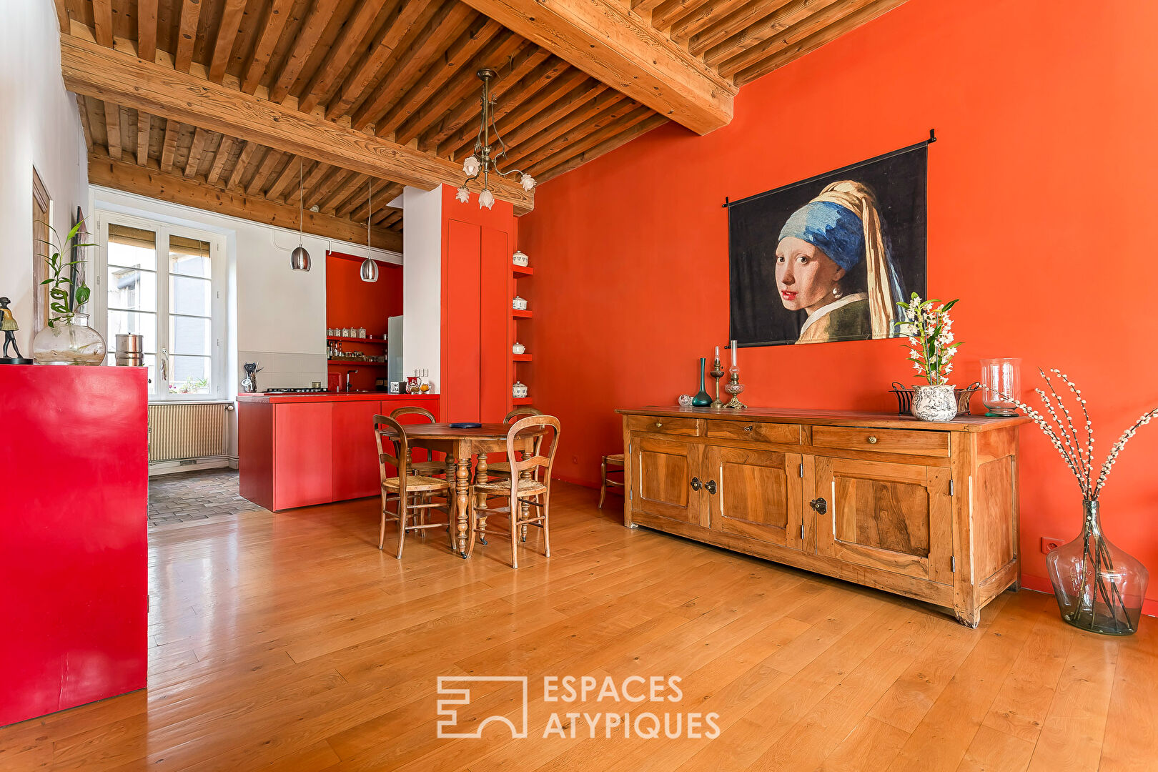 Appartement familial de caractère avec vue Saône et jardin commun