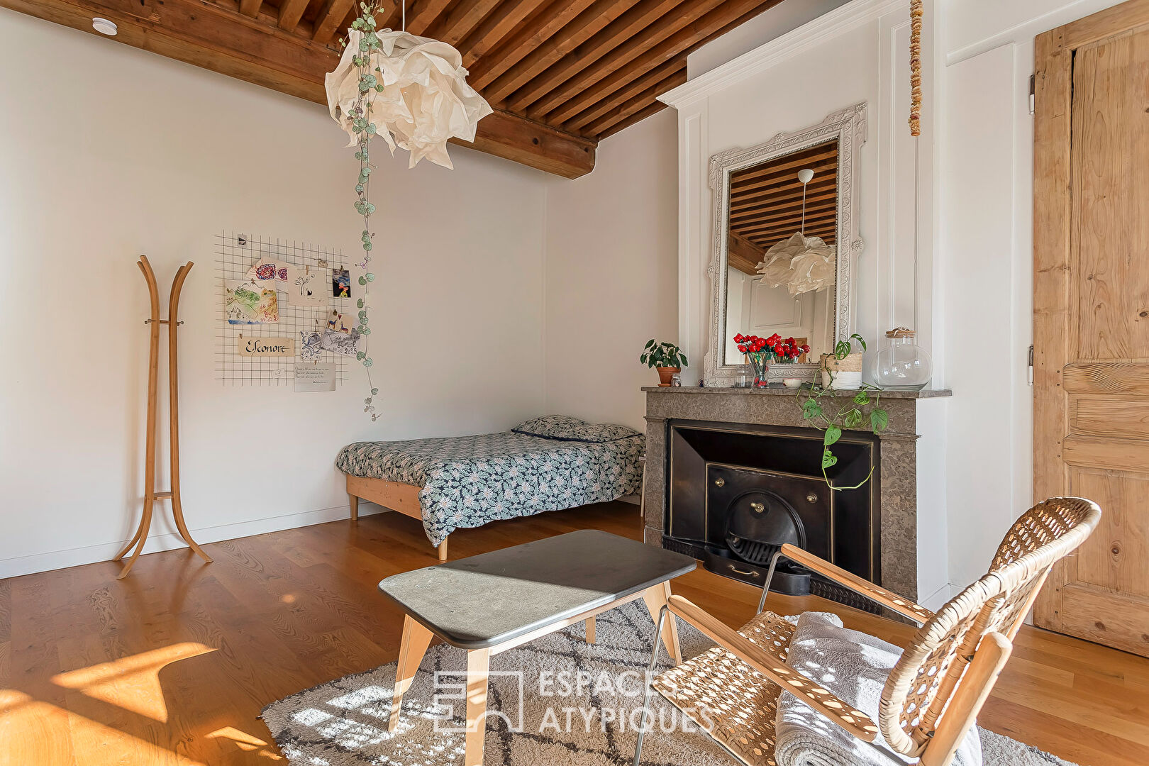 Appartement familial de caractère avec vue Saône et jardin commun