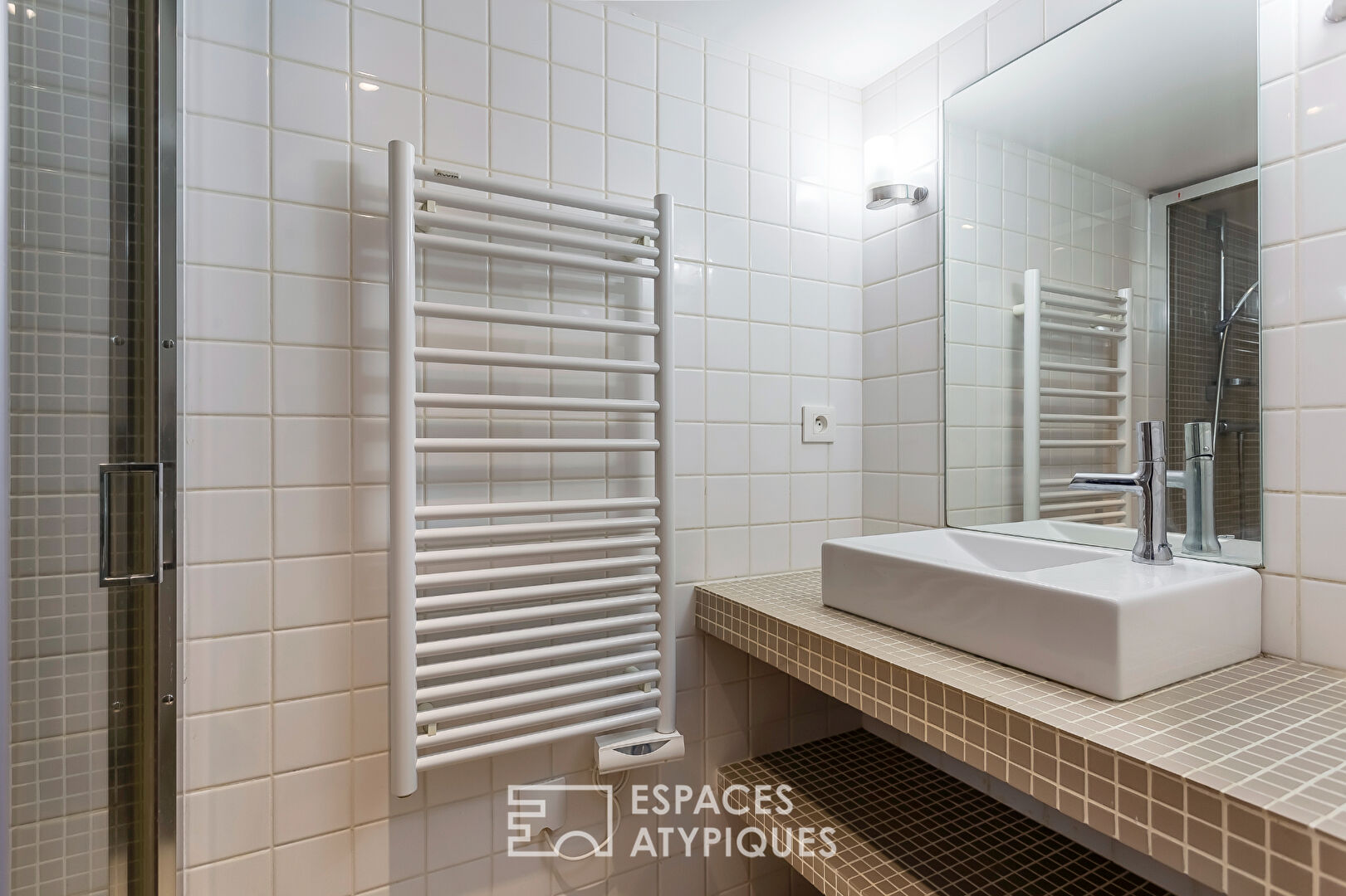 Architect-designed renovation on the slopes of Croix-Rousse