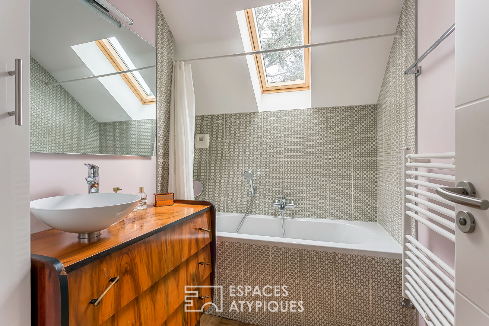 Maison des années 1950 avec extension contemporaine