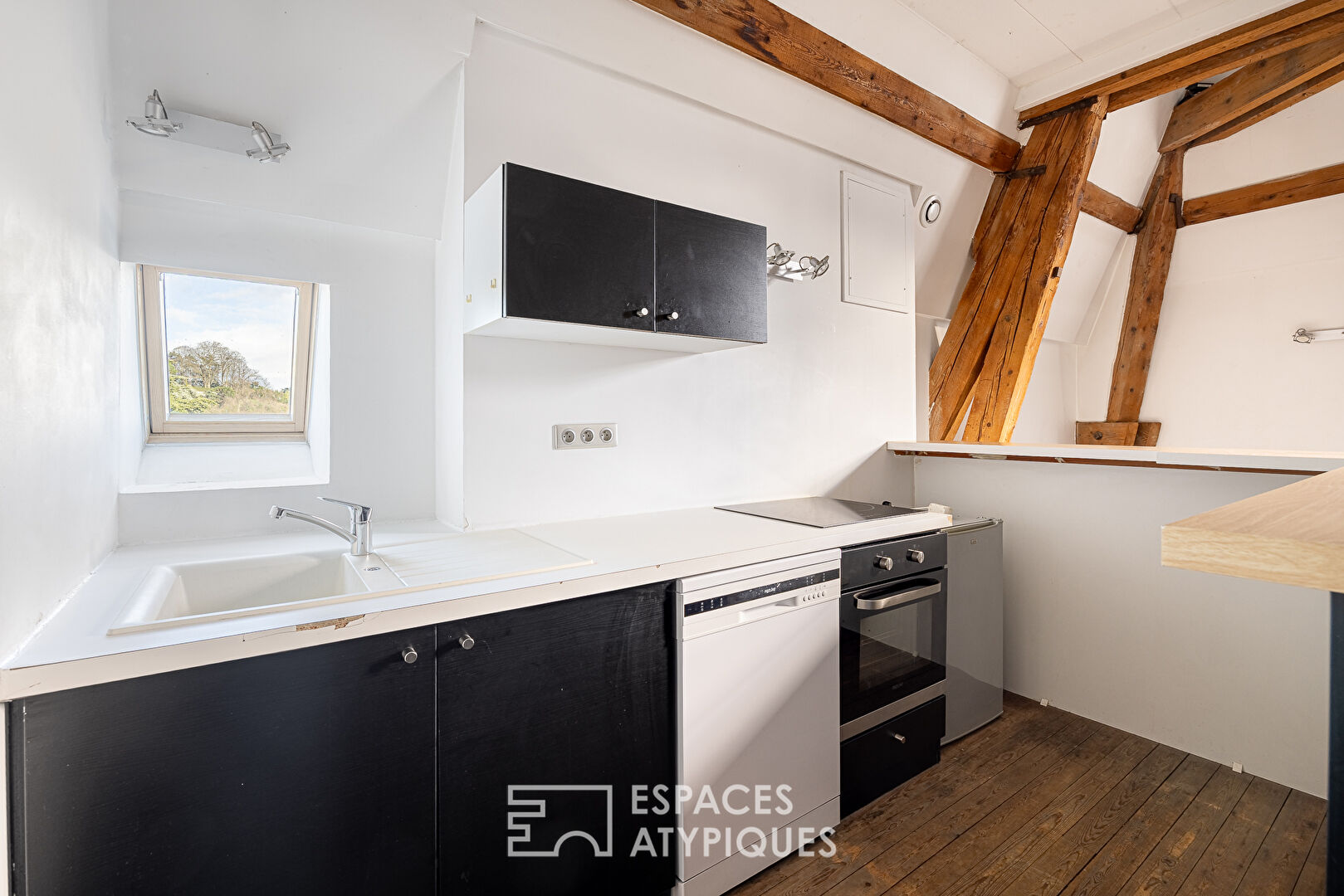 Duplex de caractère dans une bâtisse ancienne