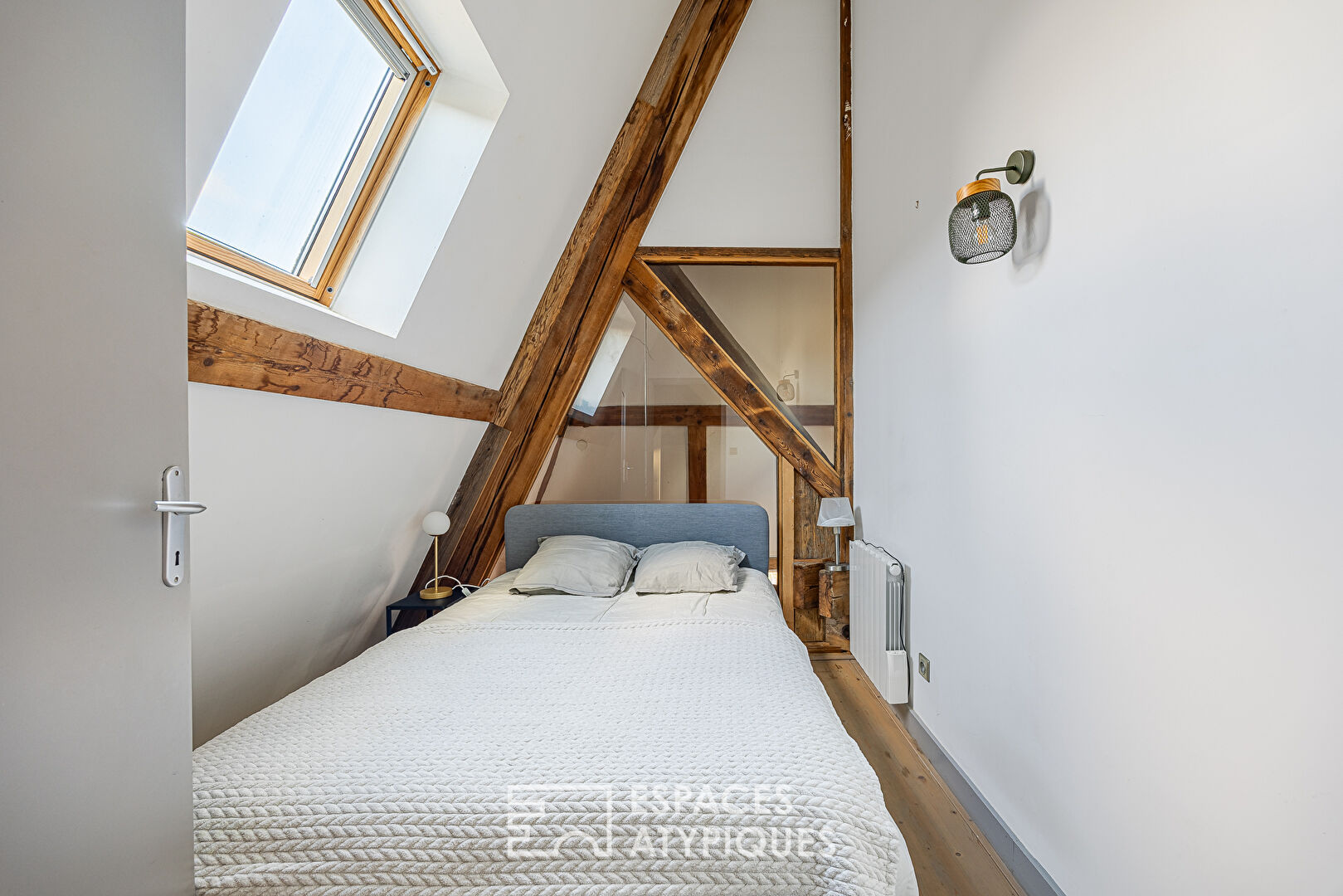 Duplex de caractère dans une bâtisse ancienne