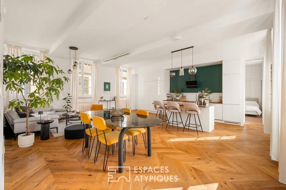 Appartement traversant rénové avec vue Fourvière