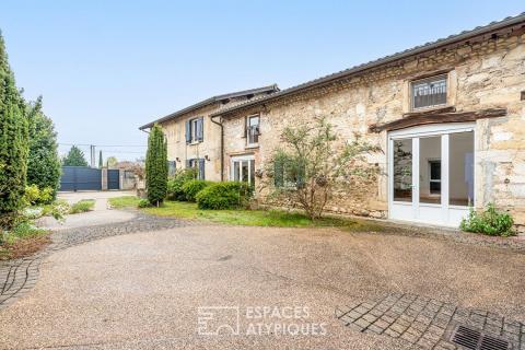 Corps de ferme de caractère avec piscine