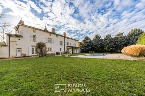 Bâtisse de caractère en plein coeur de Chasselay