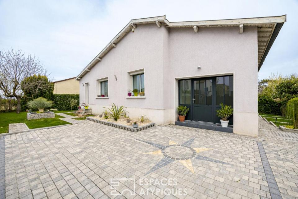 Maison lumineuse et dépendance à Meyzieu