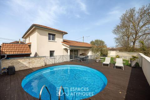 Maison avec jardin paysagé et piscine à Villars-Les-Dombes