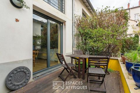 House-style duplex with a quiet garden, Lyon 9 Vaise