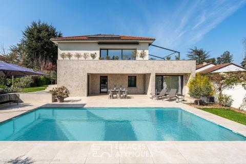 Maison ancienne rénové avec extension et piscine