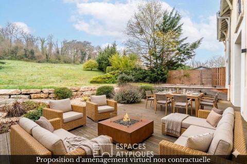 Maison de caractère rénovée avec cour et jardin au sein d&rsquo;une propriété du XIXe siècle