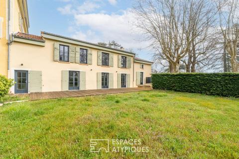Maison de caractère rénovée grand jardin au sein d’une propriété du XIXe siècle