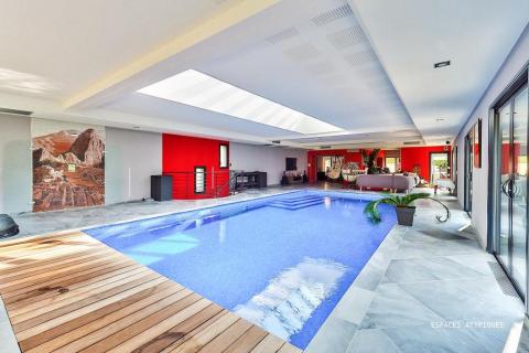 Mas dauphinois et son extension contemporaine