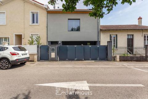 Signature architecturale pour ce loft aux portes de Lyon