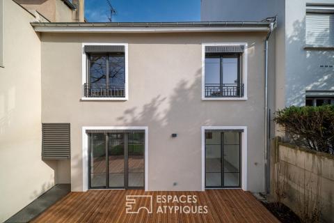 Maison élégante rénovée avec sa terrasse au calme