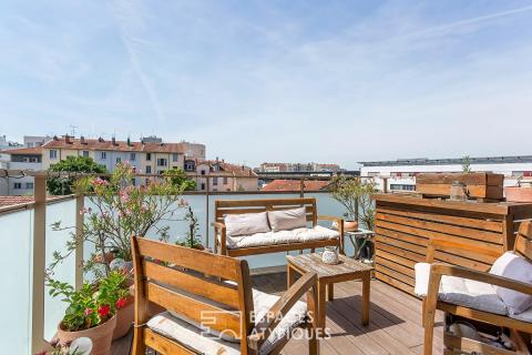 Appartement contemporain avec terrasse