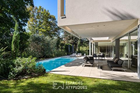 Maison d&rsquo;architecte contemporaine avec piscine