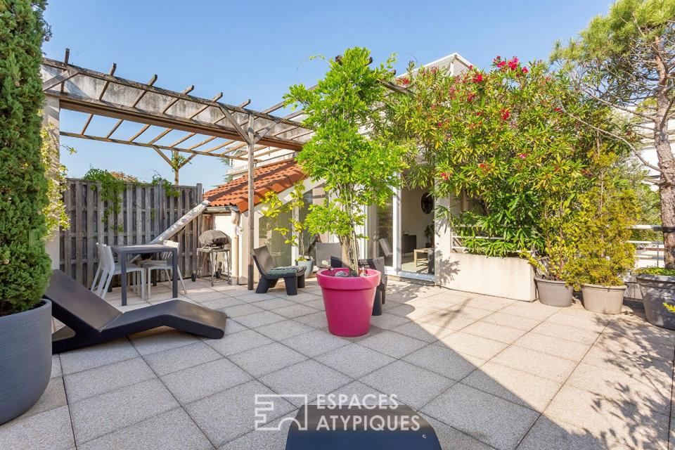 Duplex avec terrasse proche du Parc bazin