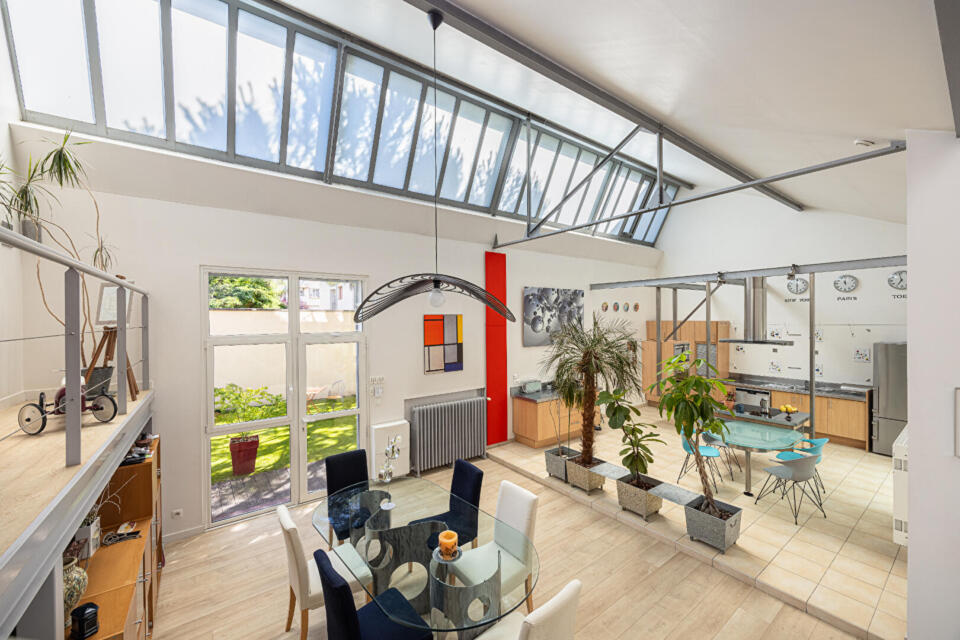 Loft intimiste à proximité immédiate de Lyon