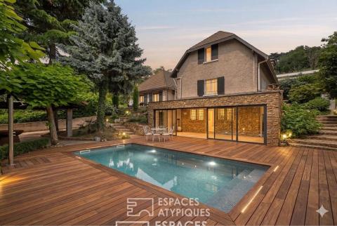 Propriété repensée avec piscine à Saint-Cyr-au-Mont-d’Or