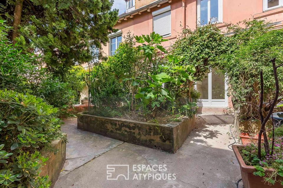 Appartement en duplex avec terrasse au coeur de la croix rousse