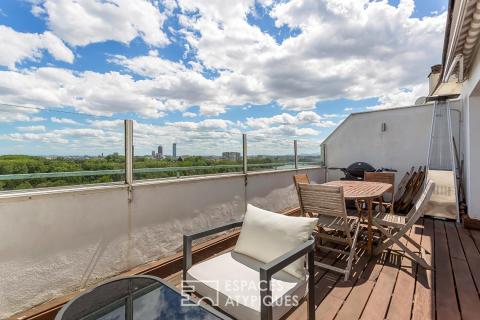 Dernier étage avec terrasse et vue sur le parc de la tête d&rsquo;or