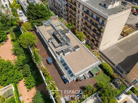 Toit-terrasse d&rsquo;exception avec très grande terrasse et garage dans une résidence de standing