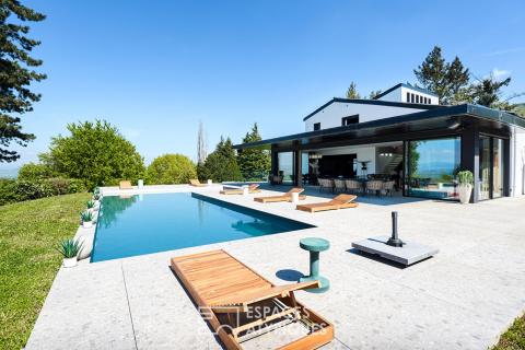 Villa d&rsquo;exception avec piscine et vue