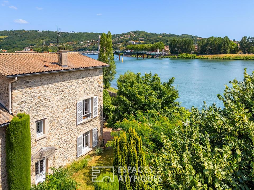 Maison en pierre de 280 m² avec jardin, vue Rhône - Condrieu