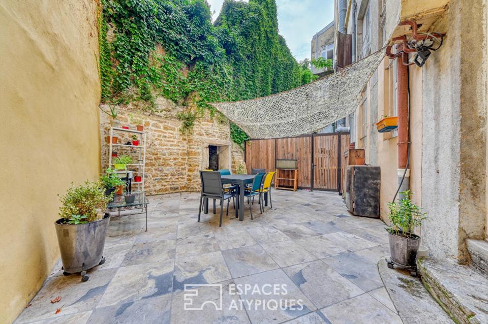 Duplex de caractère avec terrasse au coeur des Pentes de la Croix-Rousse
