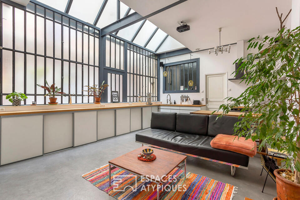 L'esprit loft avec terrasse au calme d'une cour intérieure