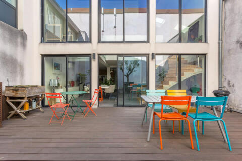 Loft contemporain avec patio quartier Monplaisir