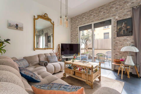 Maison de ville avec terrasses et garage au coeur de la Croix Rousse