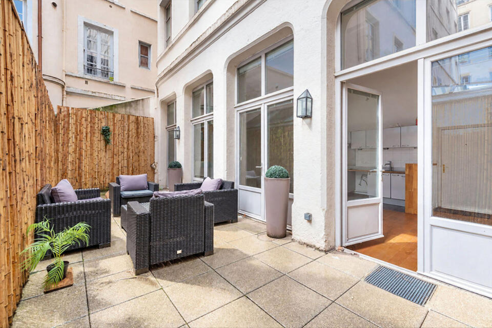 Appartement ancien rénové avec terrasse privée au coeur du quartier d'Ainay
