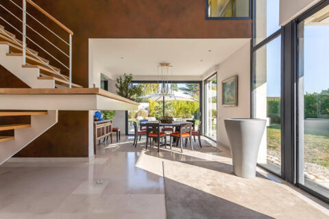 Une maison familiale contemporaine aux allures de havre de paix