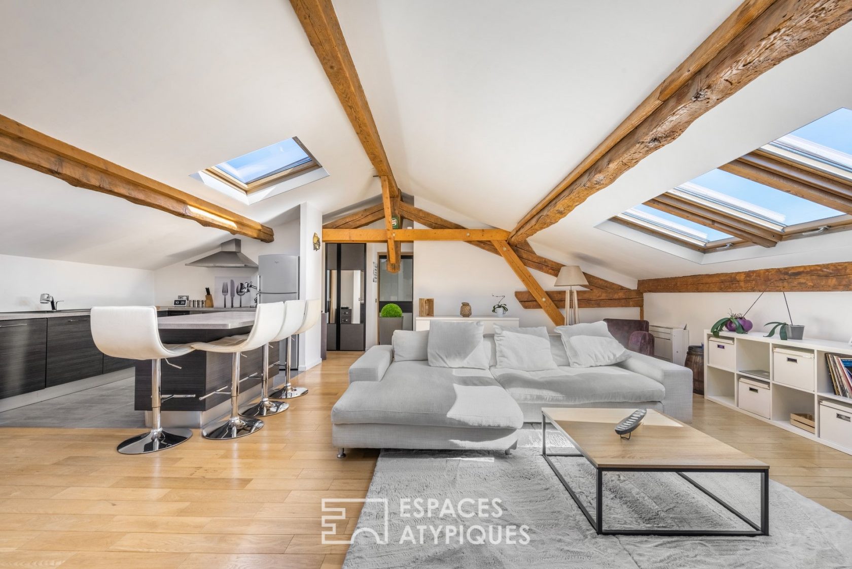Appartement sous les toits en hypercentre