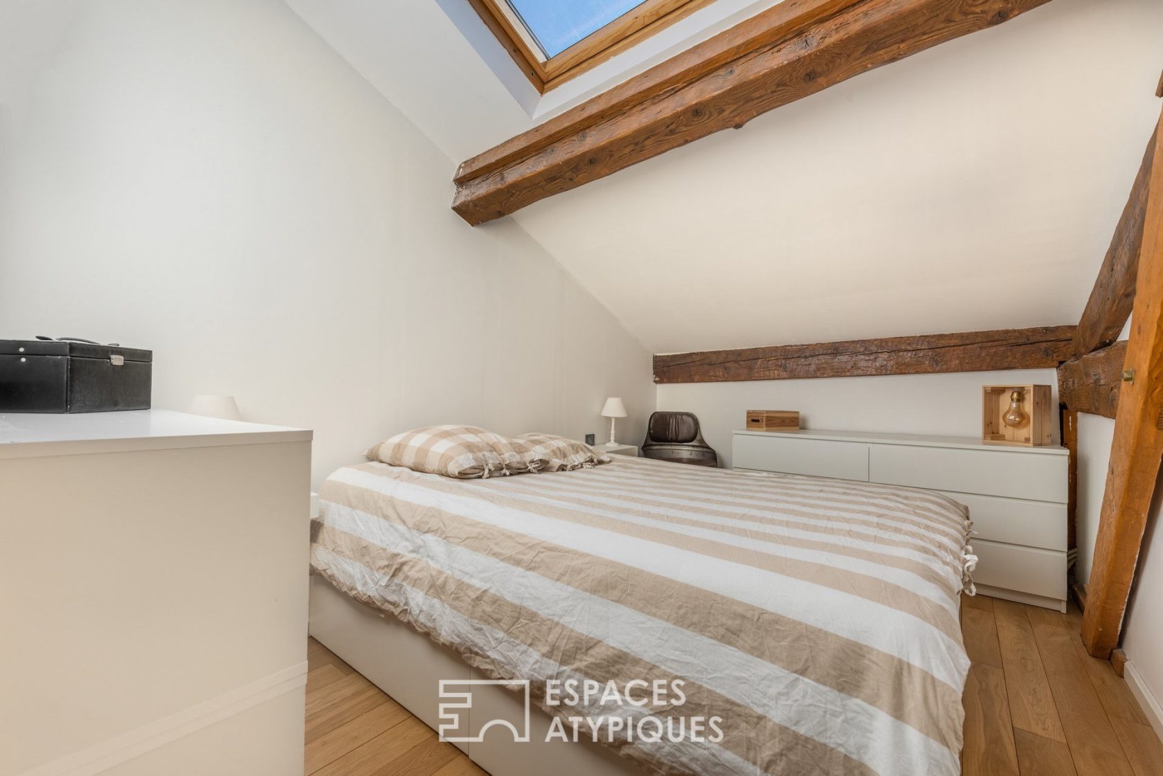 Appartement sous les toits en hypercentre