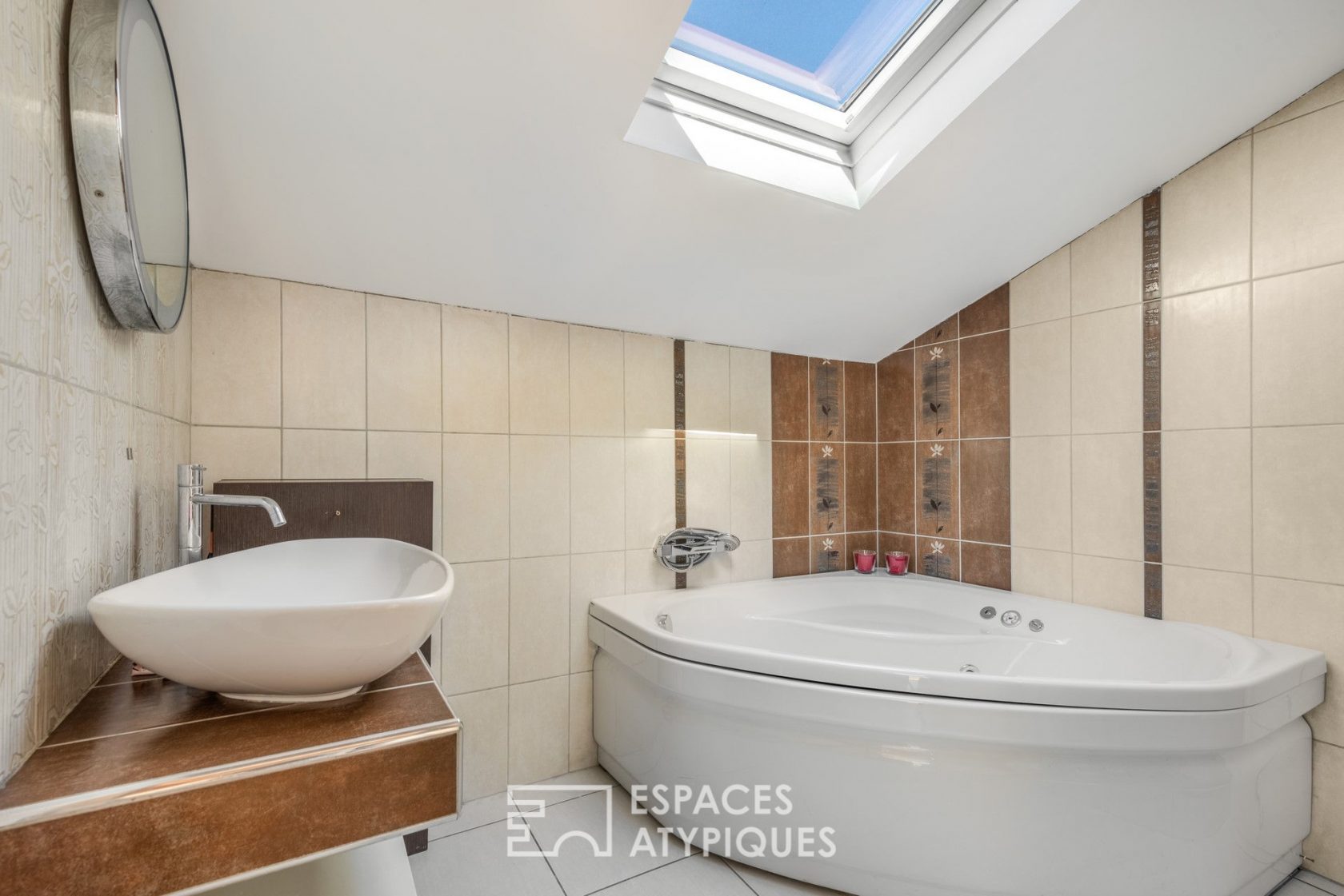 Appartement sous les toits en hypercentre