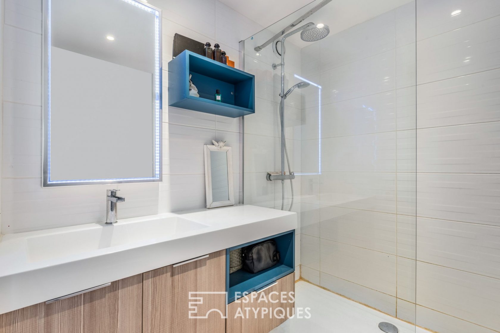 Appartement rénové avec balcon