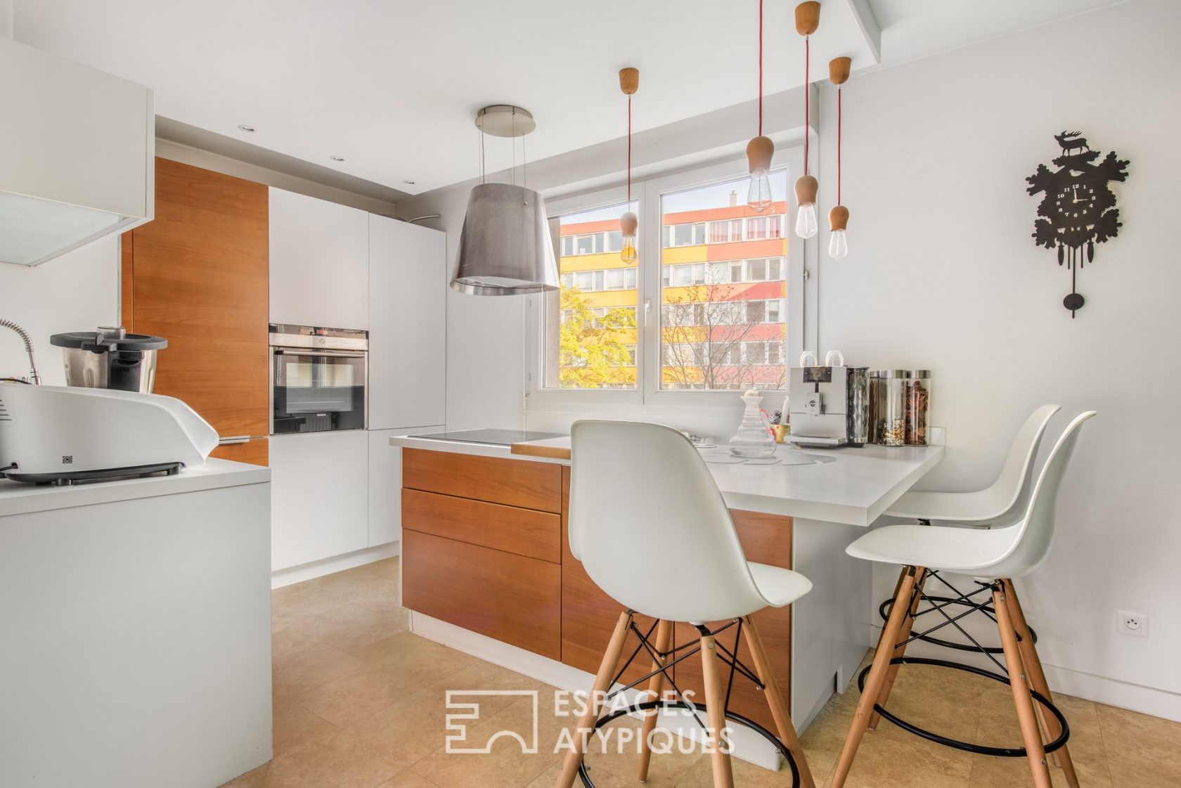 Appartement rénové avec balcon