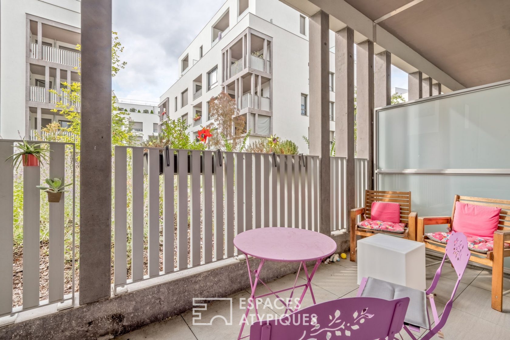 Appartement esprit loft avec terrasse