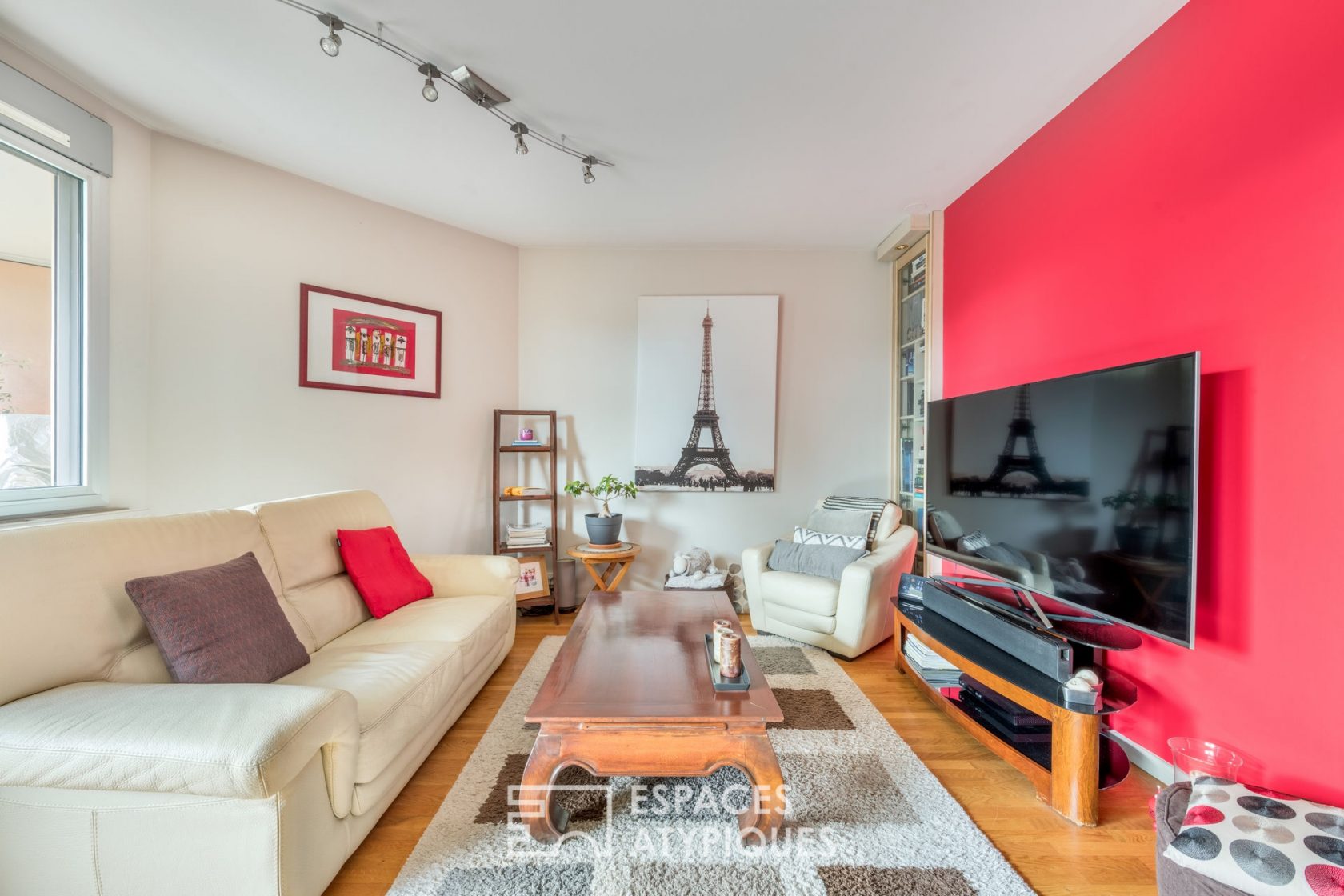 Appartement avec terrasse et garage au coeur d’un parc arboré