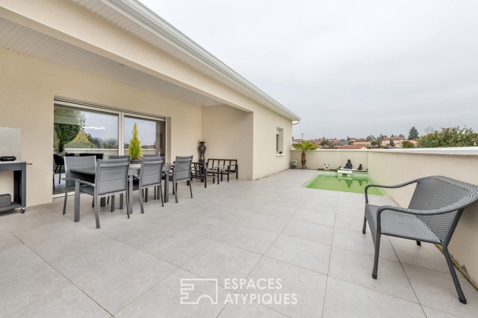 38280 VILLETTE D ANTHON - Maison contemporaine avec piscine - Réf. 2244EL