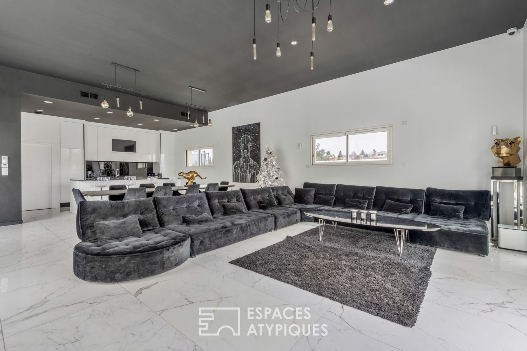 Maison contemporaine avec piscine et studio indépendant