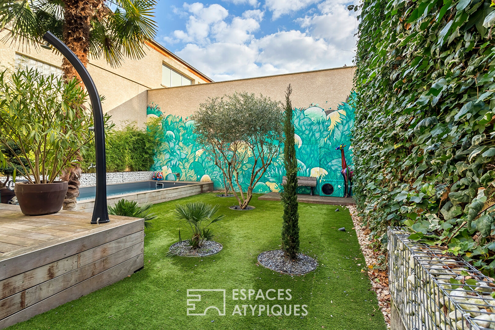 Maison type loft avec piscine