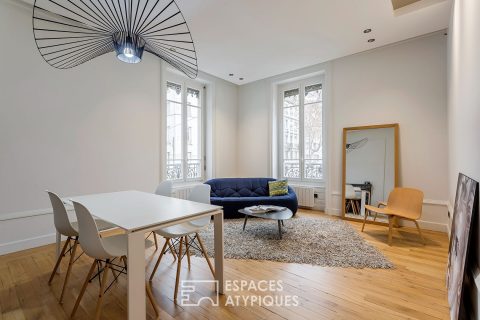 Ancien rénové avec vue sur la place Bir-Hakeim