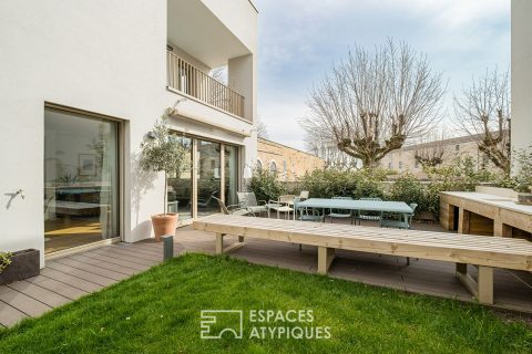 Maison contemporaine avec jardin sur la colline de Fourvière