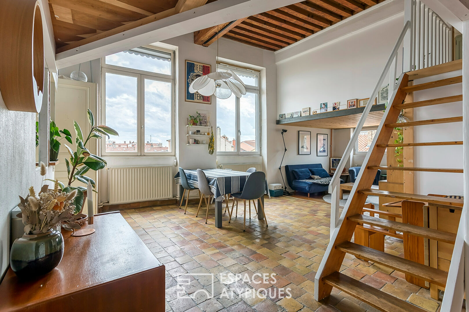 Family duplex with a view in the heart of the Croix Rousse