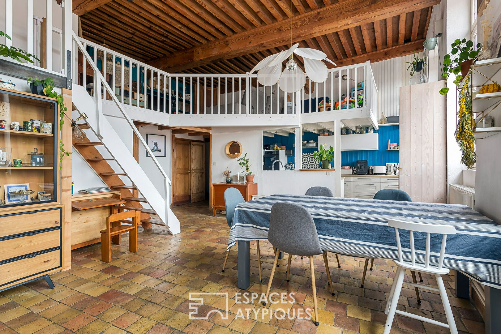 Family duplex with a view in the heart of the Croix Rousse