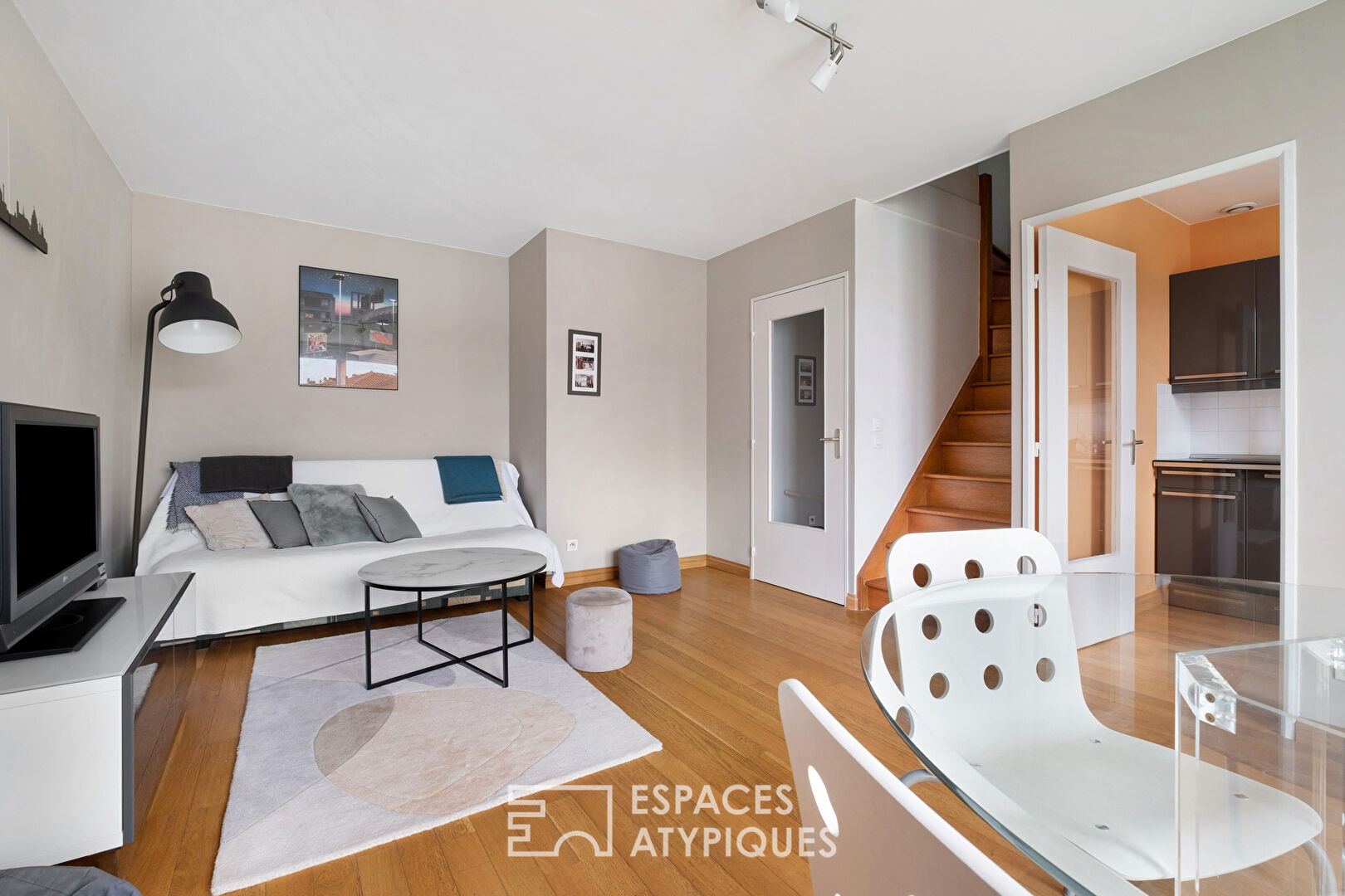 Duplex en dernier étage d’un immeuble moderne