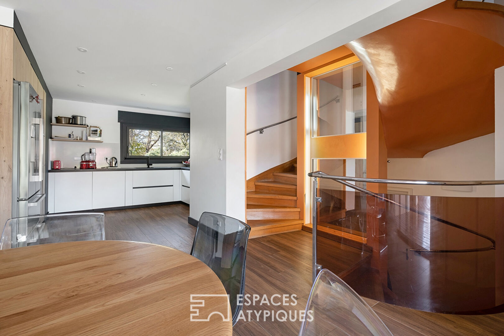 Maison rénovée avec piscine